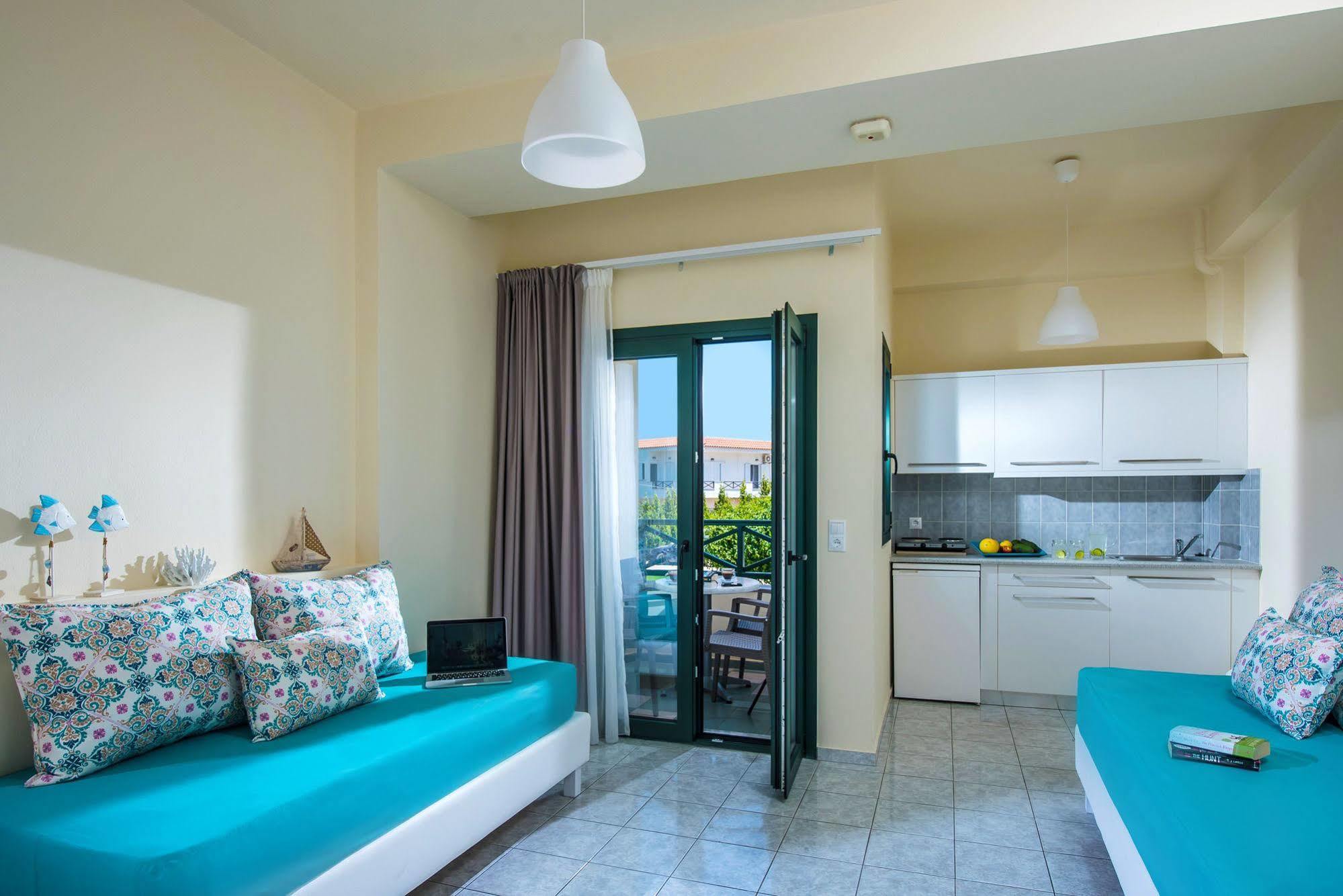 Kristalli Hotel Apartments Malia  Ngoại thất bức ảnh