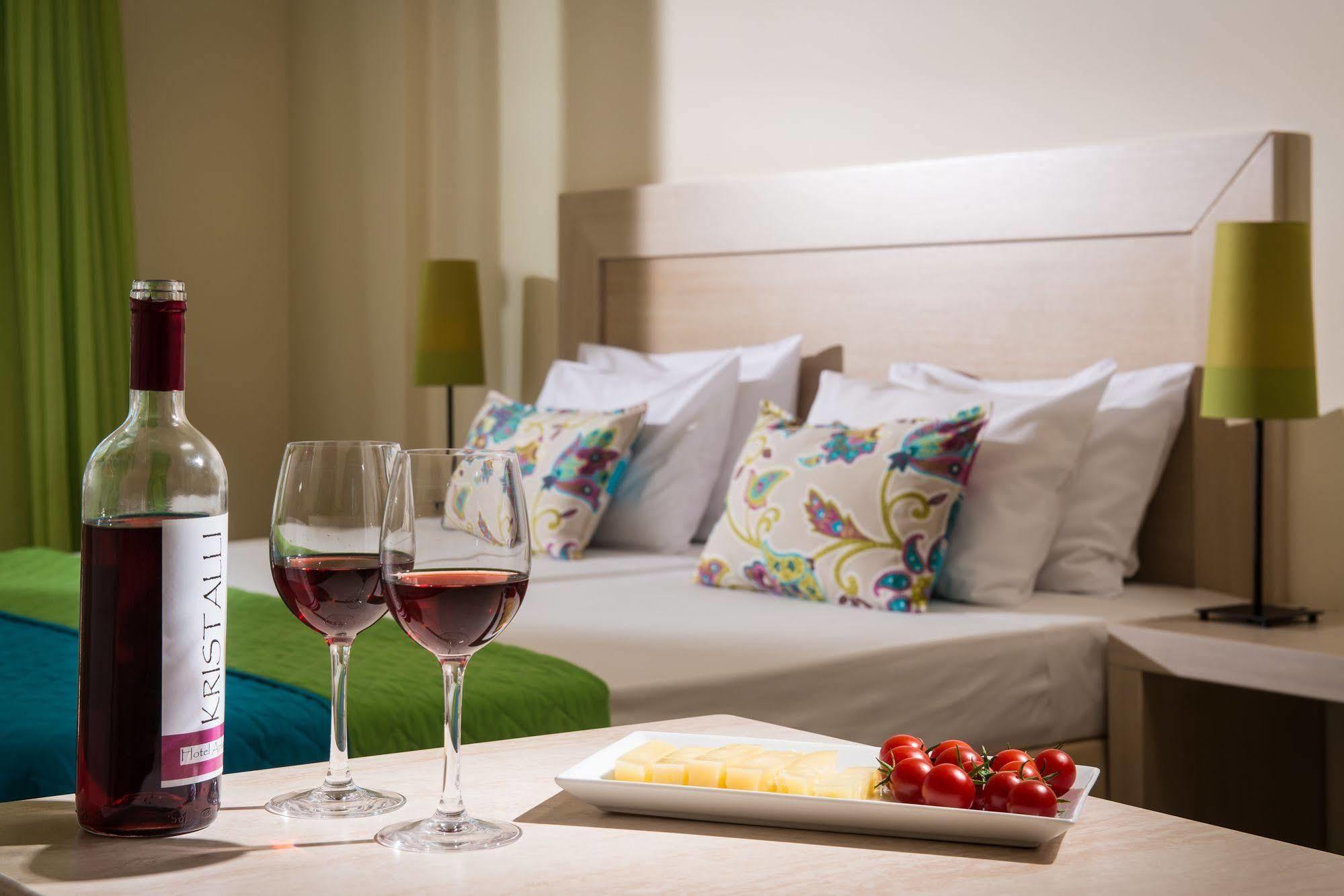 Kristalli Hotel Apartments Malia  Ngoại thất bức ảnh